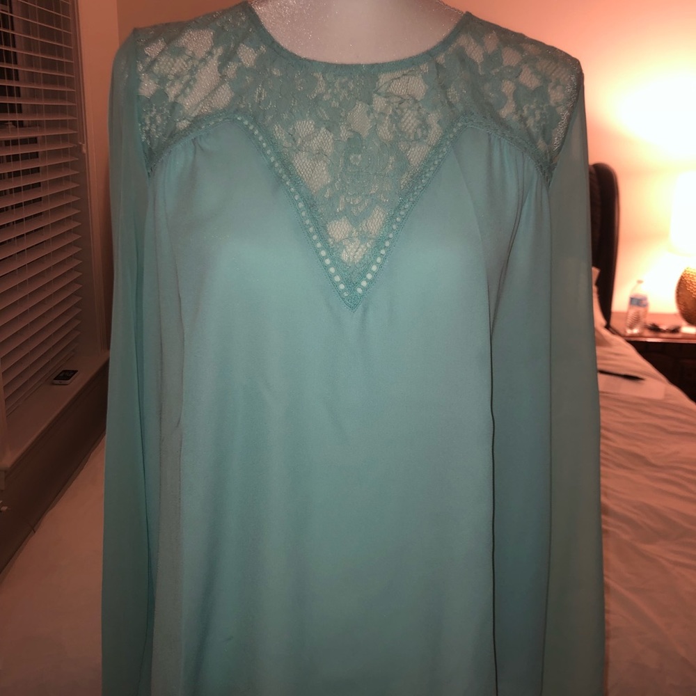 Blue belle sky blouse